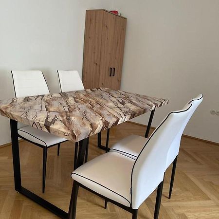 Default Stepahnsplatz Apartamento Viena Exterior foto